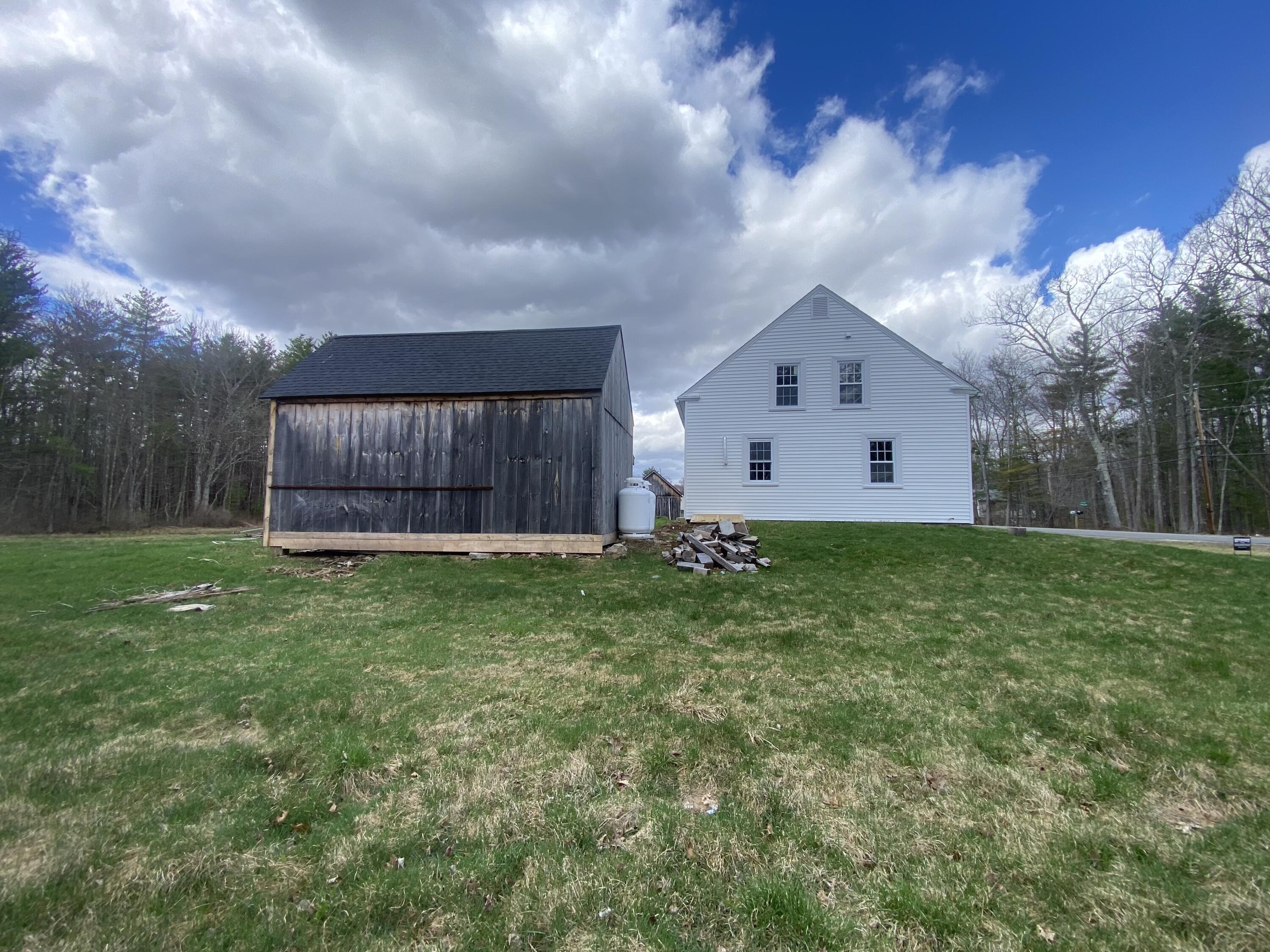 720 River Road Eliot, ME 03903 - Photo 5 of 31 2023-04-18 11.44.28