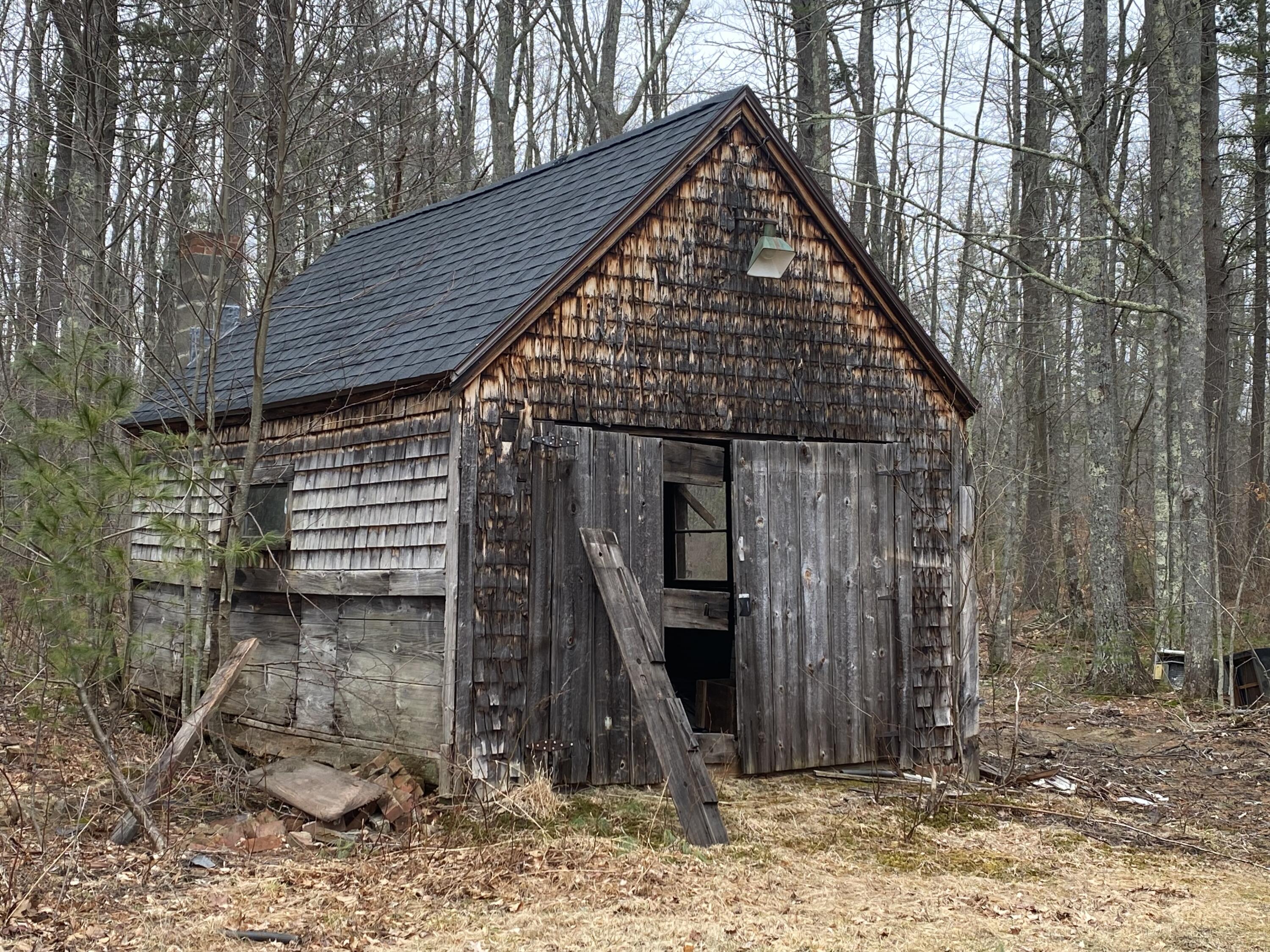 720 River Road Eliot, ME 03903 - Photo 9 of 31 Old Shed