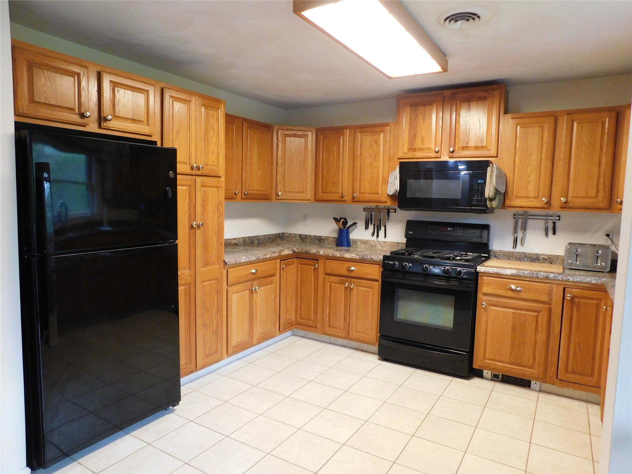 531 Conklin Hill Road Chenango Forks, NY 13746 - Photo 5 of 31