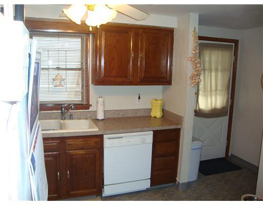 215 Sarah Street McKees Rocks, PA 15136 - Photo 9 of 14 Kitchen.
