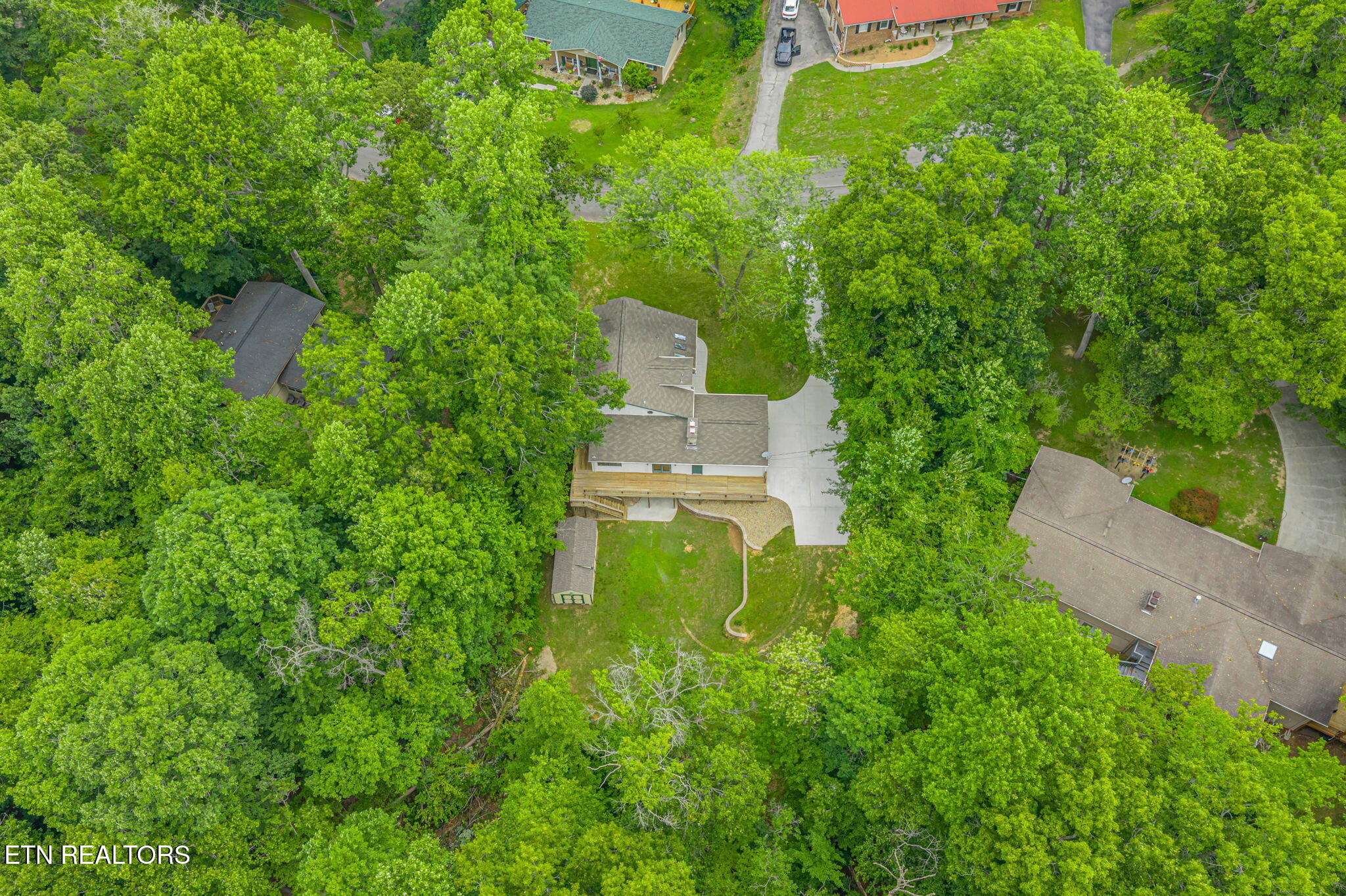 138 Newell Lane Oak Ridge, TN 37830 - Photo 48 of 51 138 Newell Ln - Aerial View (3)