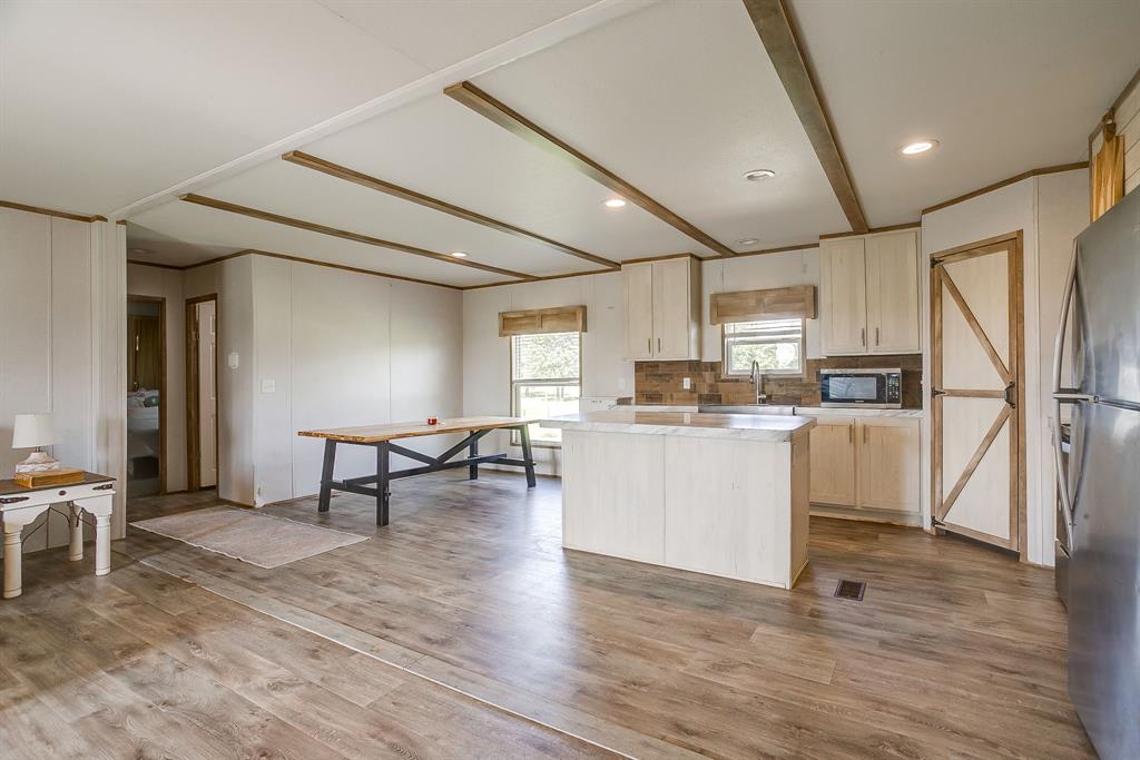 701 Trails End Poolville, TX 76487 - Photo 15 of 39