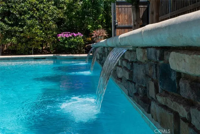 $599,999 | 2232 Howard Street, Kingsburg, CA 93631