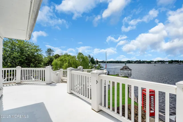$3,525,000 | 35 Magnolia Lane, Toms River, NJ 08753