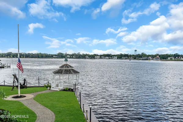 $3,525,000 | 35 Magnolia Lane, Toms River, NJ 08753