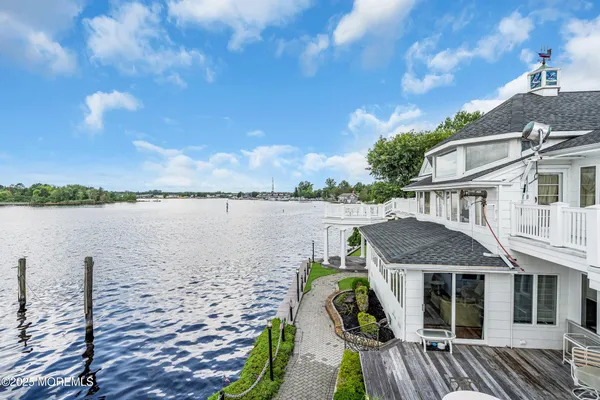 $3,525,000 | 35 Magnolia Lane, Toms River, NJ 08753