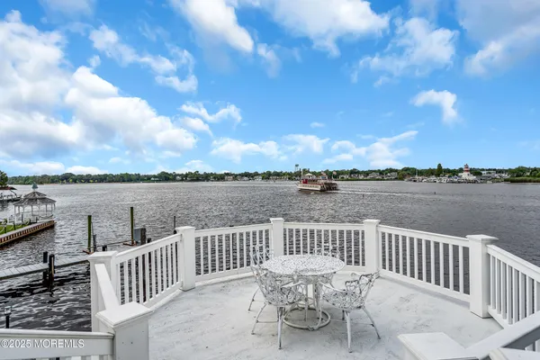 $3,525,000 | 35 Magnolia Lane, Toms River, NJ 08753