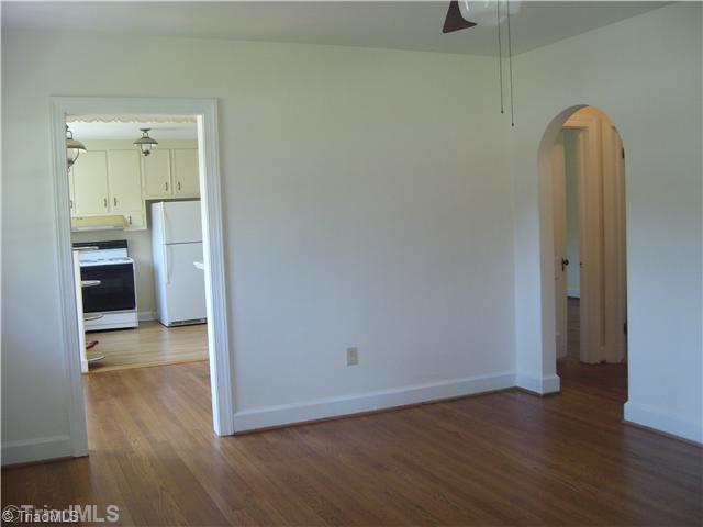 6552 Germanton Road Germanton, NC 27019 - Photo 6 of 10 Living Room.