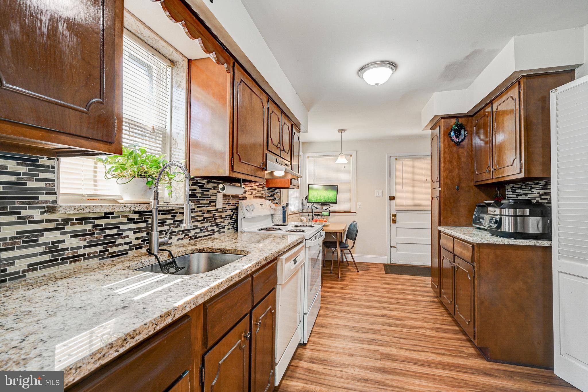42 Lanfair Road Cheltenham, PA 19012 - Photo 9 of 32 Gallery Image 9