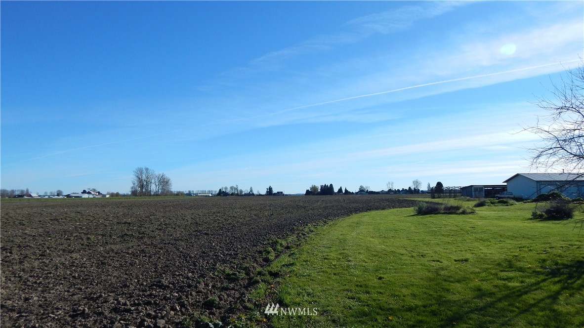 16324 Jungquist Road Mount Vernon, WA 98273 - Photo 13 of 25 Gallery Image 13