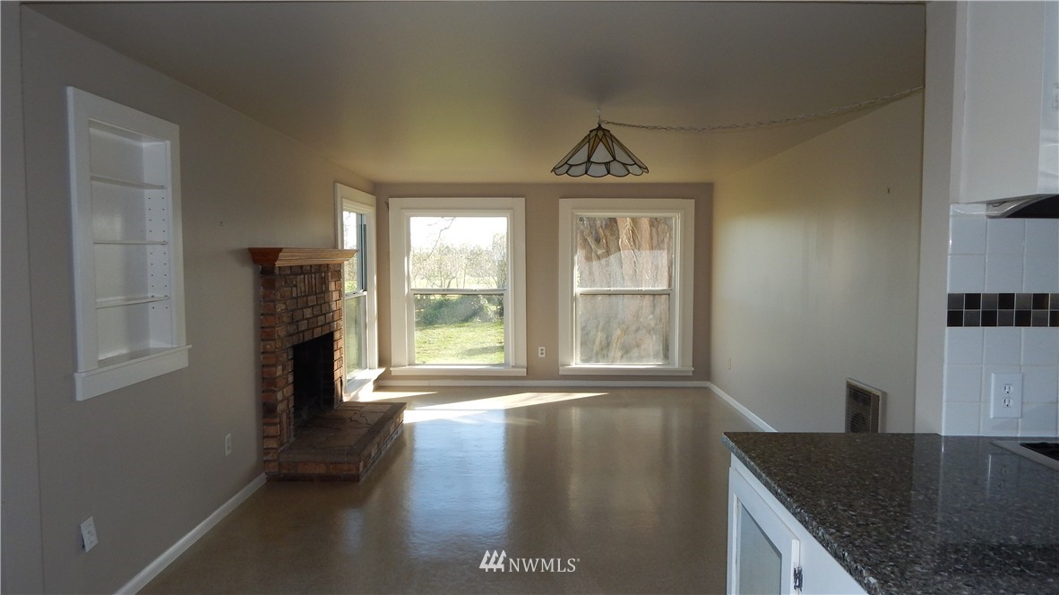 16324 Jungquist Road Mount Vernon, WA 98273 - Photo 17 of 25 Gallery Image 17