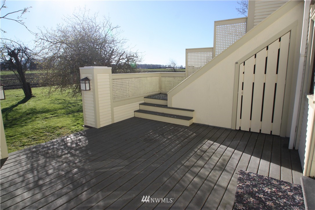 16324 Jungquist Road Mount Vernon, WA 98273 - Photo 7 of 25 Gallery Image 7