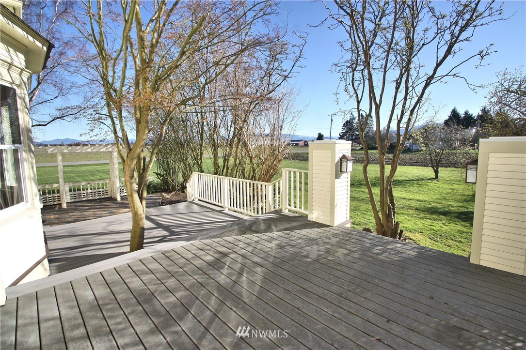 16324 Jungquist Road Mount Vernon, WA 98273 - Photo 8 of 25 Gallery Image 8