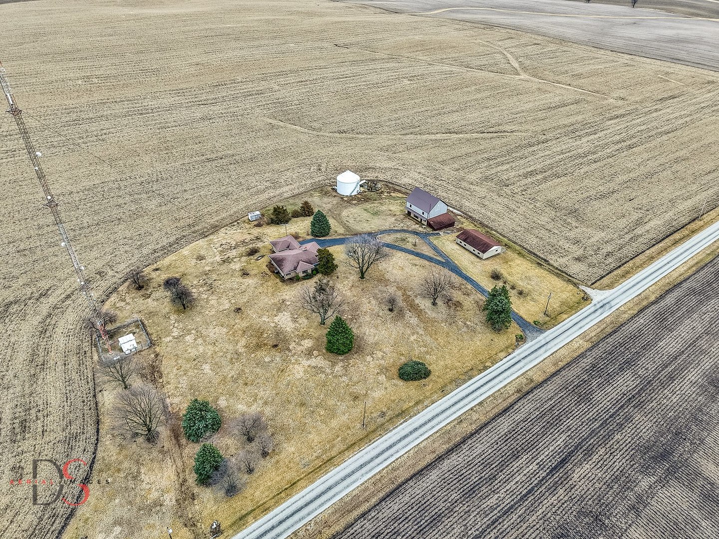 3476 East 27th Road Marseilles, IL 61341 - Photo 10 of 32 a view of ocean from a balcony