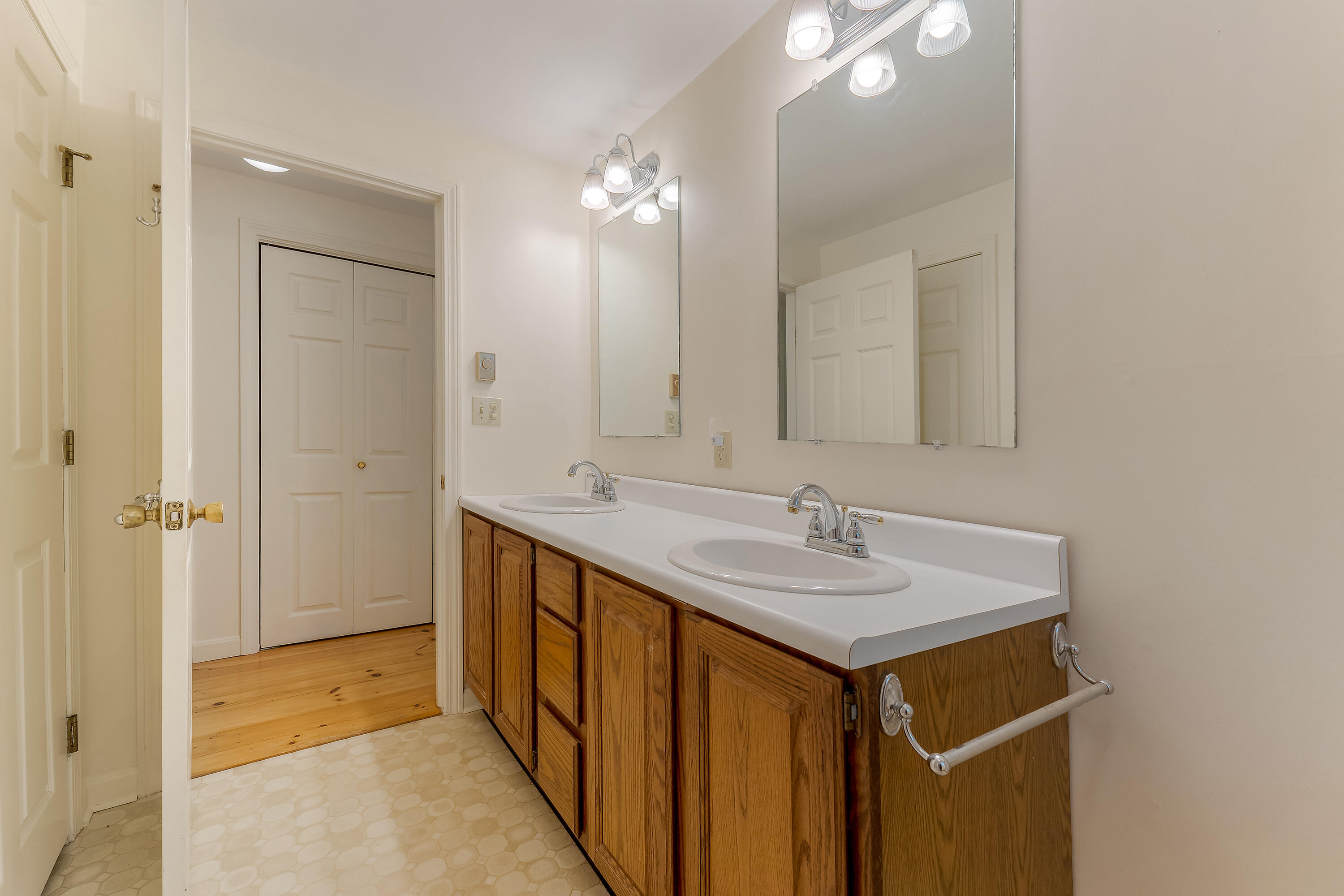 34 Cluf Bay Road, Unit 34 Brunswick, ME 04011 - Photo 23 of 38 34 Cluf Bay Rd_129
