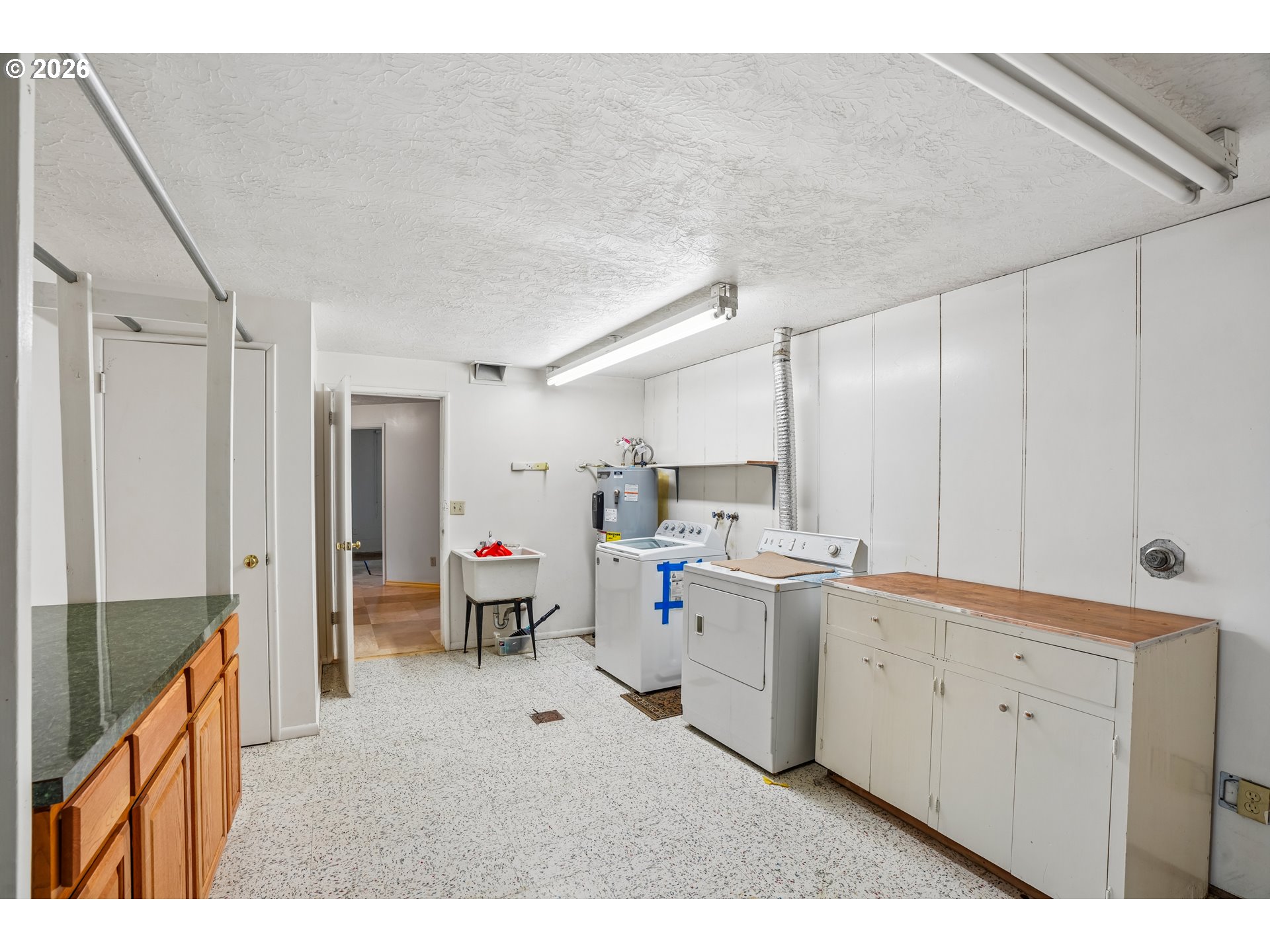 10975 Southwest Walnut Street Portland, OR 97223 - Photo 25 of 40