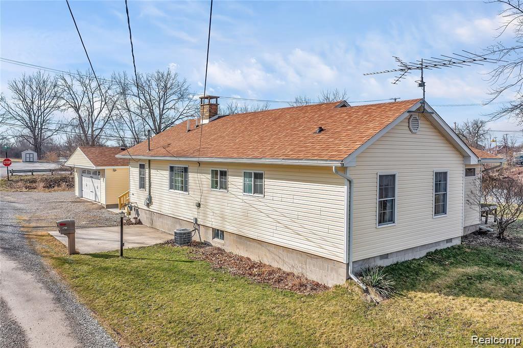 4760 Allore Road Newport, MI 48166 - Photo 24 of 40 L85mgW6U - Copy.jpeg