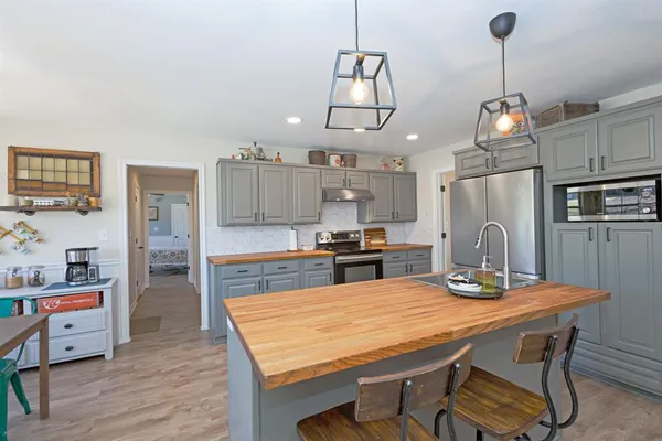 $825,000 | 13508 Deussen Road, Ponder, TX 76259