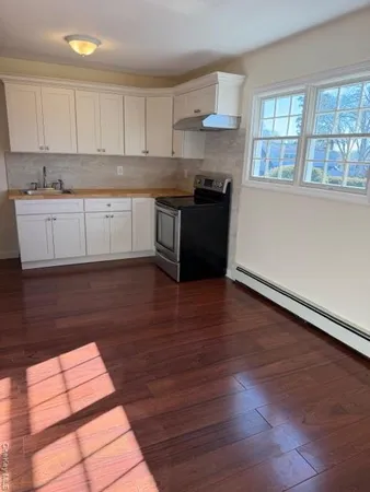 $2,900 | 91 15th Avenue, West Babylon, NY 11704