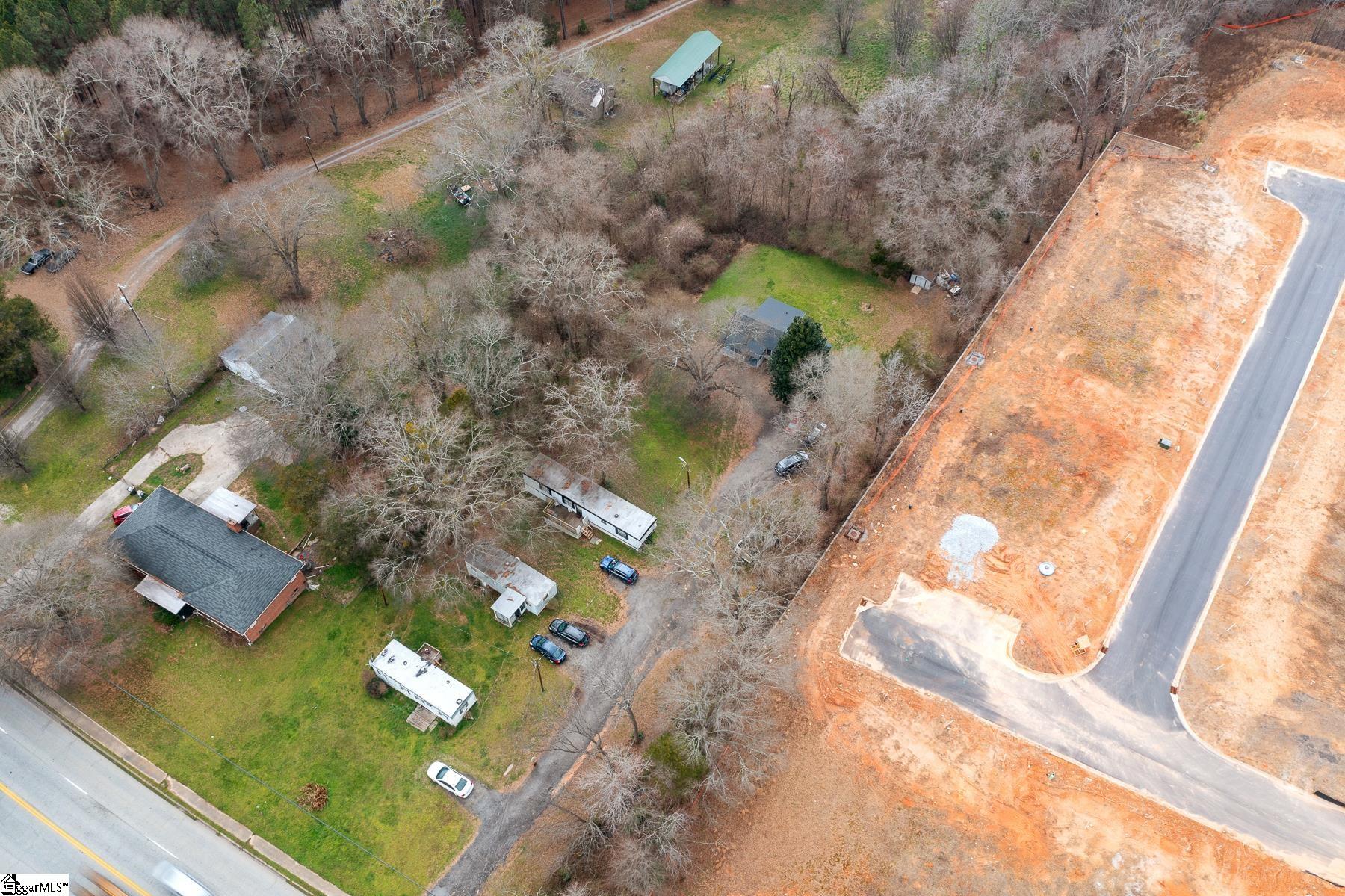 1115 East Georgia Road Simpsonville, SC 29681 - Photo 3 of 6 Gallery Image 3