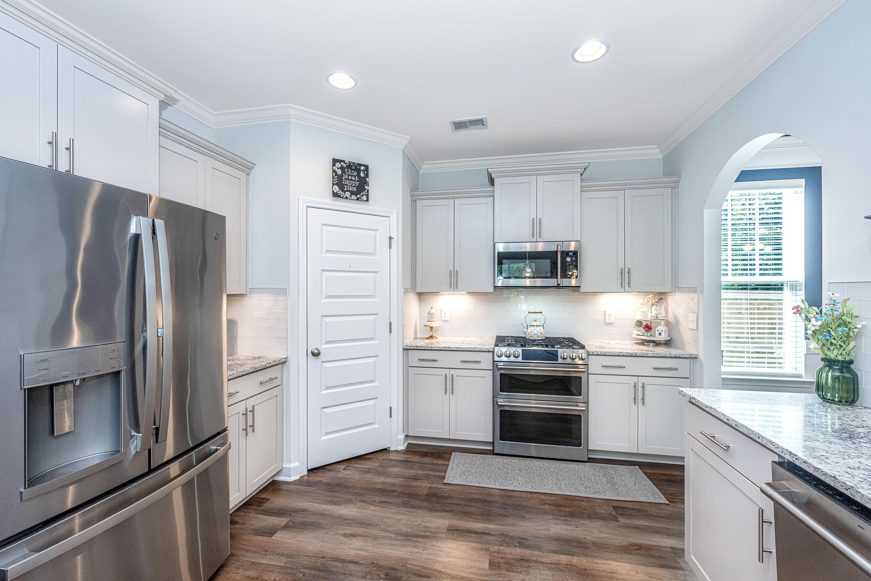 1154 Triple Crown Court Awendaw, SC 29429 - Photo 4 of 49 Sunny Kitchen