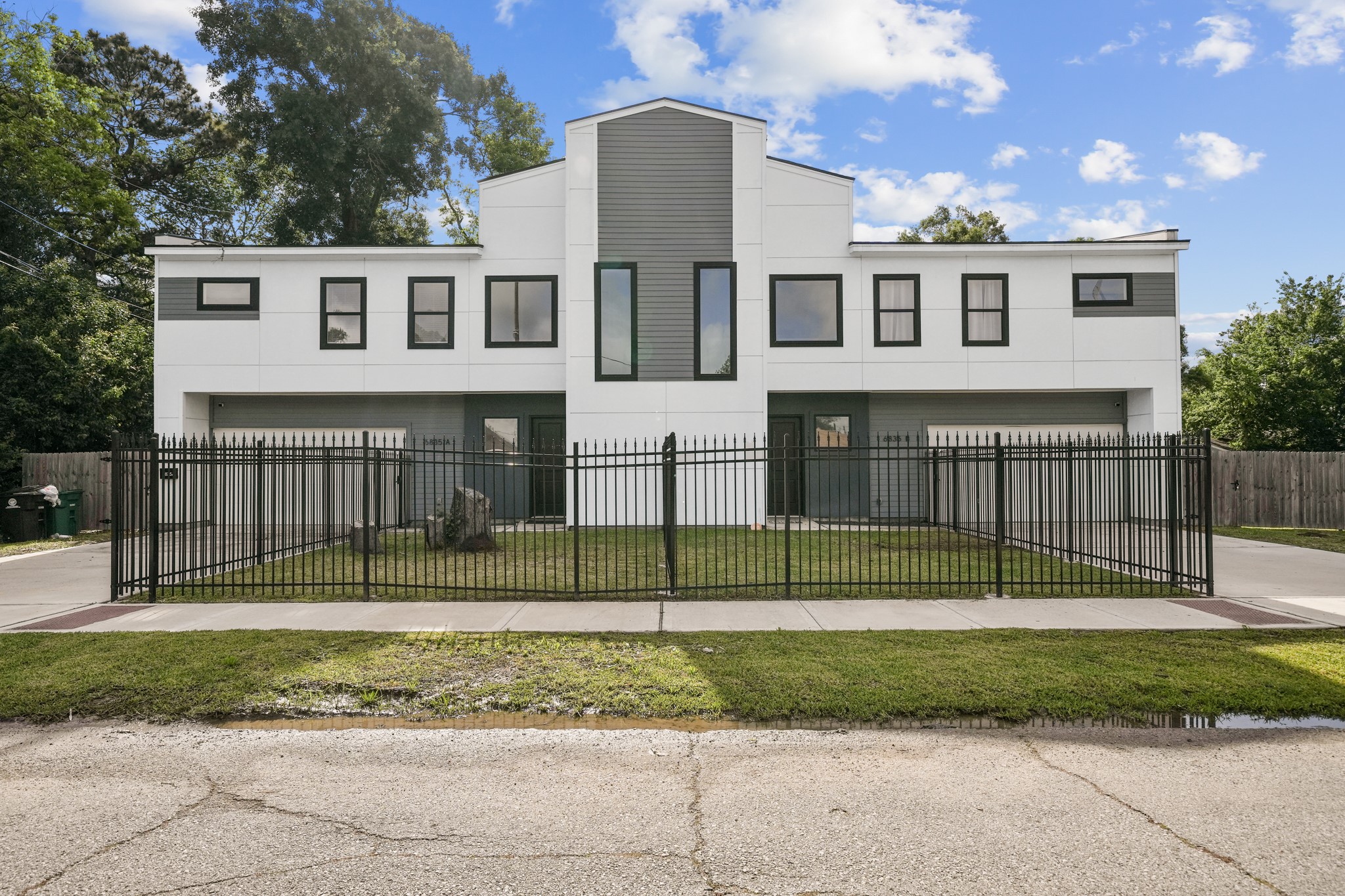 6835 Weston Street, Unit A Houston, TX 77021 - Photo 1 of 18