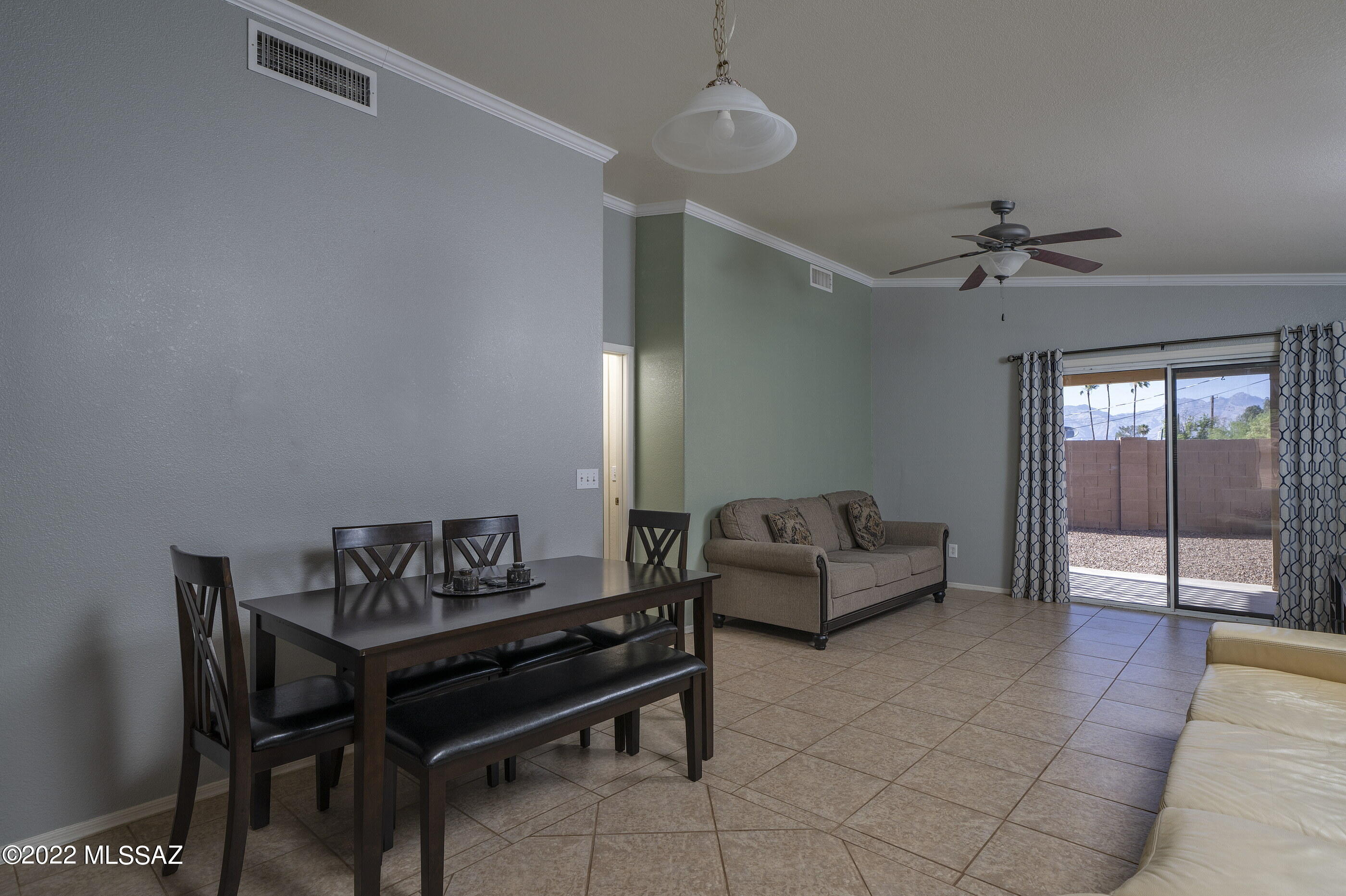 7335 East Cross Ridge Place Tucson, AZ 85710 - Photo 4 of 19