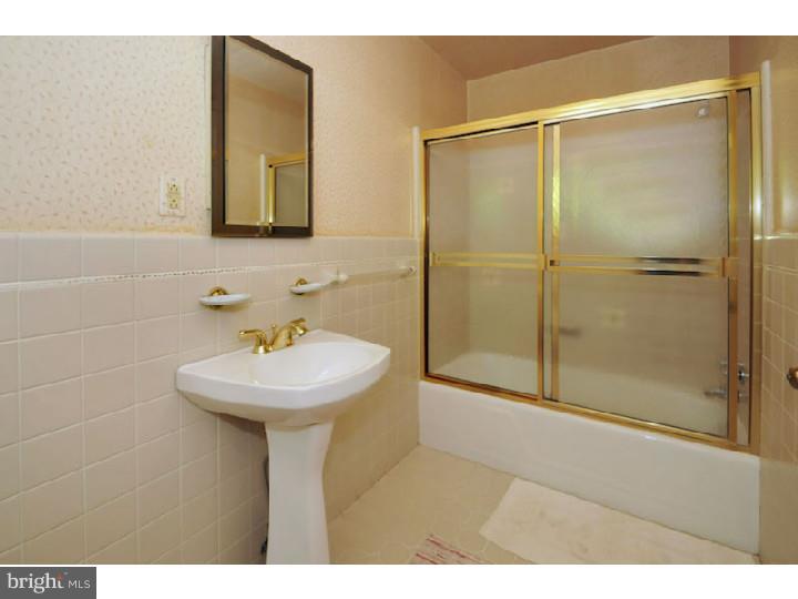 1011 Pheasant Road Rydal, PA 19046 - Photo 17 of 24