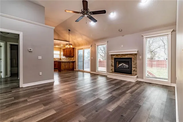 $325,000 | 1206 Kimmy Lane, Warrensburg, MO 64093