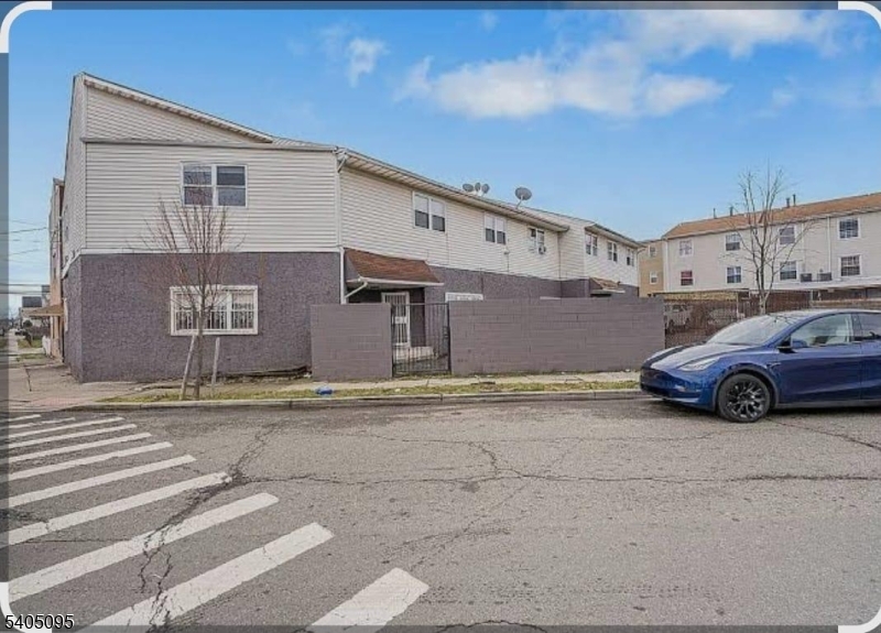 604 Livingston Street, Unit C2 Elizabeth Port, NJ 07206 - Photo 7 of 7