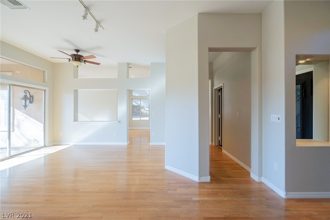 9117 Villa Ridge Drive Las Vegas, NV 89134 - Photo 7 of 16
