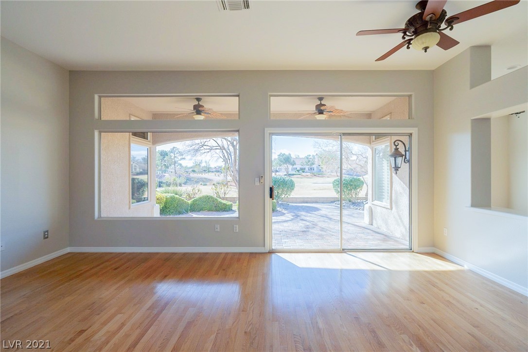 9117 Villa Ridge Drive Las Vegas, NV 89134 - Photo 8 of 16