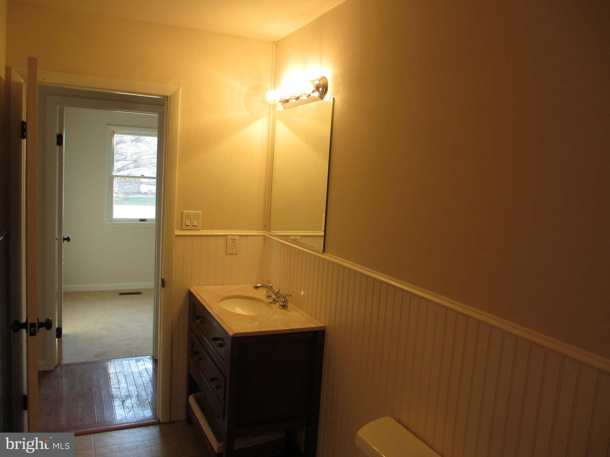 266 Sycamore Road Elkton, MD 21921 - Photo 7 of 14 Bath