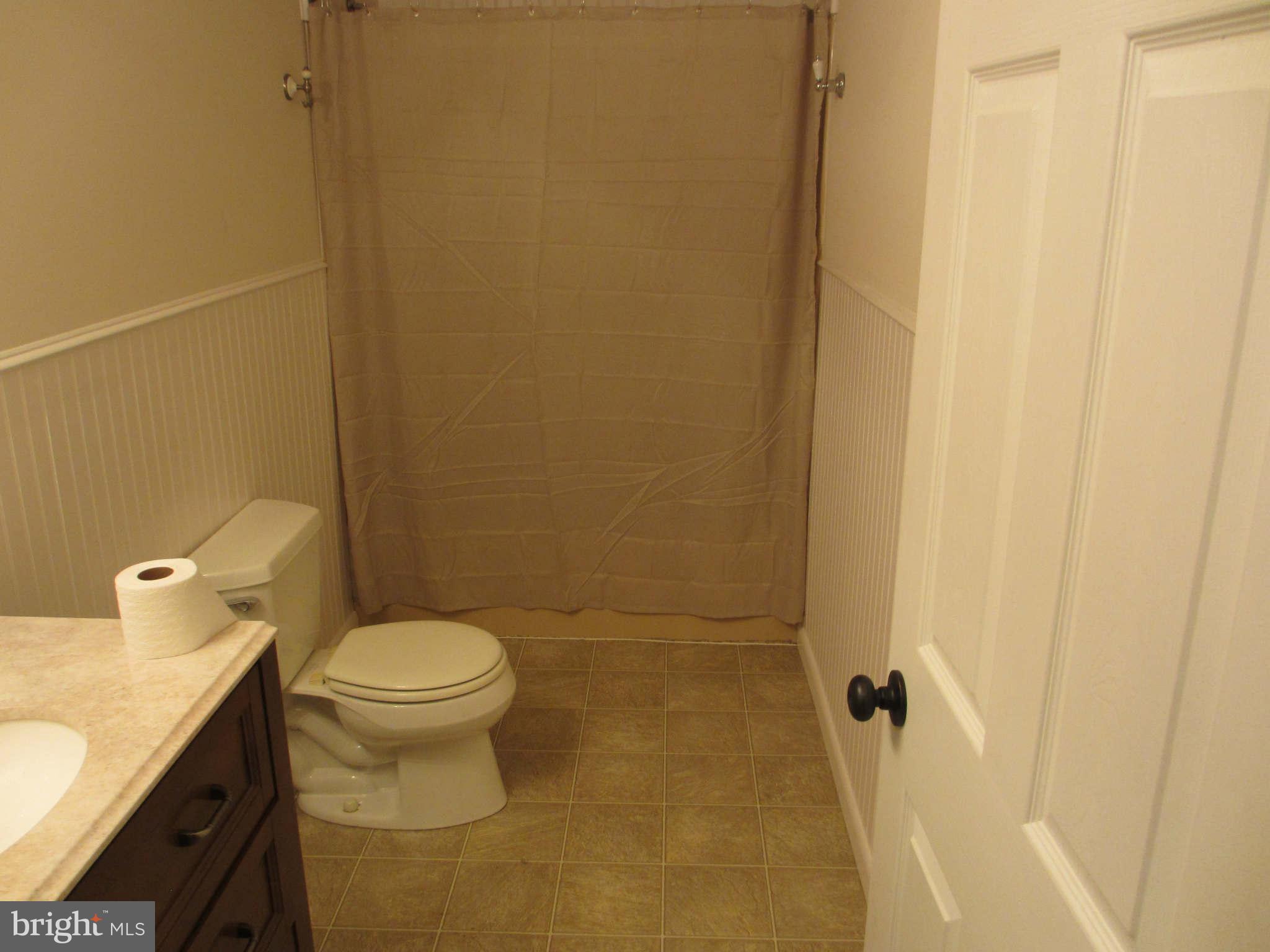266 Sycamore Road Elkton, MD 21921 - Photo 8 of 14 Bath