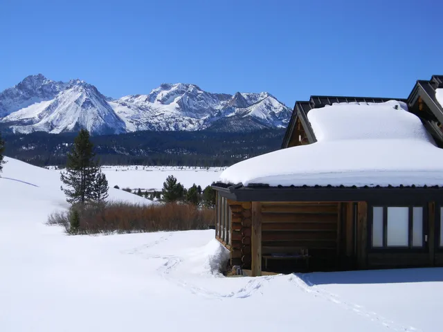 $6,950,000 | 1000 Nip And Tuck Road, Stanley, ID 83278