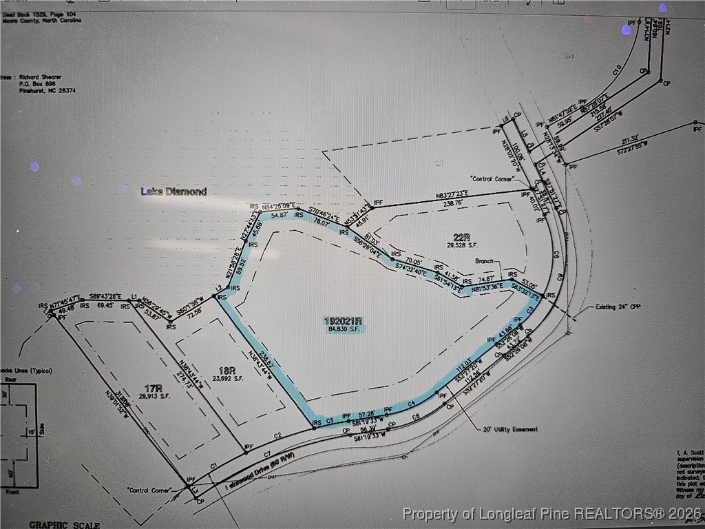 305 P852 Aberdeen, NC 28315 - Photo 9 of 9 a view of a indoor basketball court