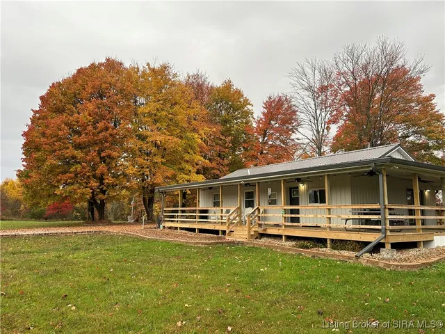 $259,950 | 2506 South Mt Zion Church Road, Pekin, IN 47165