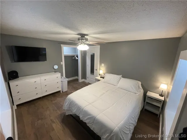 $259,950 | 2506 South Mt Zion Church Road, Pekin, IN 47165