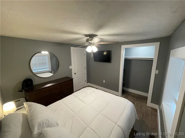 $259,950 | 2506 South Mt Zion Church Road, Pekin, IN 47165