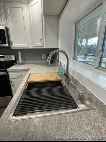 $259,950 | 2506 South Mt Zion Church Road, Pekin, IN 47165