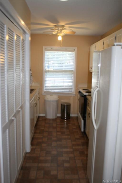8084 Knights Bridge Road, Unit 276 Charlotte, NC 28210 - Photo 7 of 24 Gallery Image 7