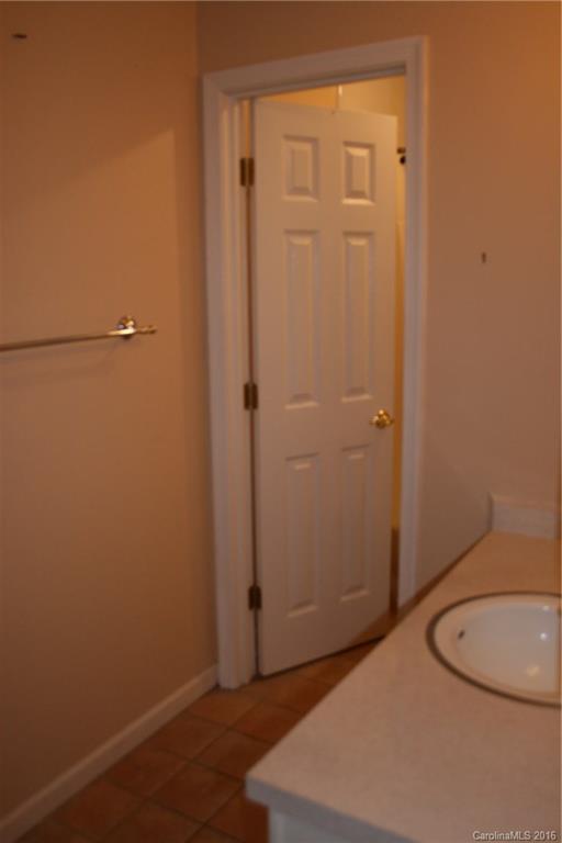 8084 Knights Bridge Road, Unit 276 Charlotte, NC 28210 - Photo 10 of 24 Gallery Image 10