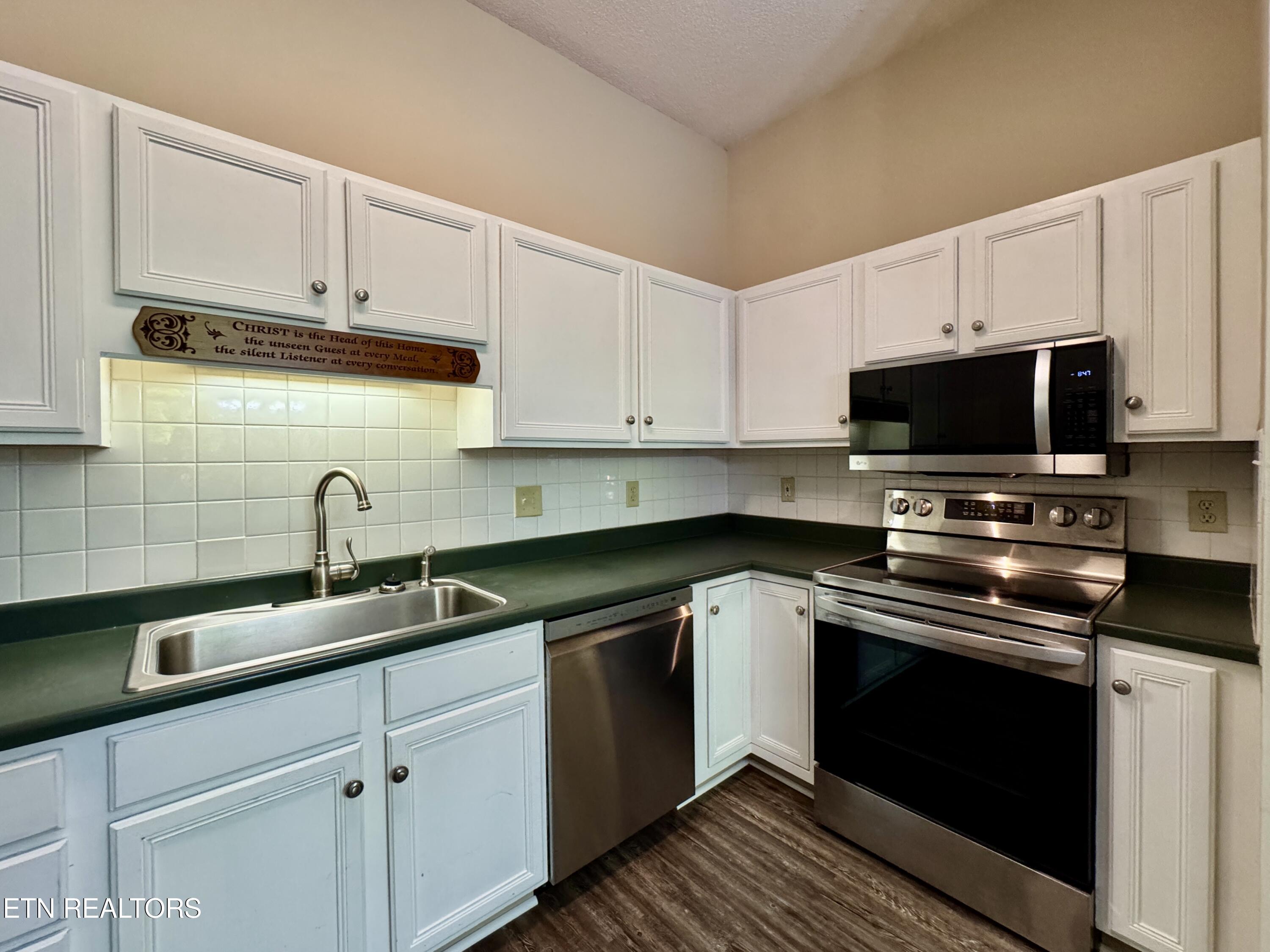 3319 Laurel View Road Knoxville, TN 37917 - Photo 19 of 36 21