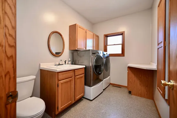 $725,000 | 63627 170th Avenue, Kellogg, MN 55945