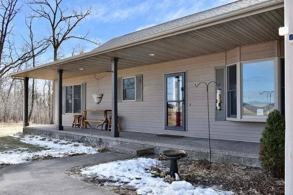 $725,000 | 63627 170th Avenue, Kellogg, MN 55945