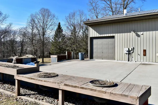 $725,000 | 63627 170th Avenue, Kellogg, MN 55945