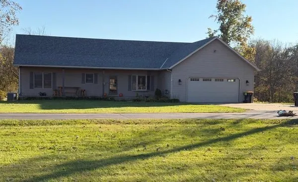 $725,000 | 63627 170th Avenue, Kellogg, MN 55945