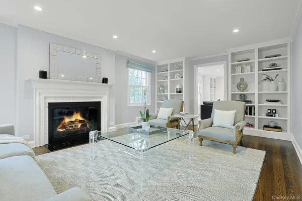 $2,550,000 | 250 Mamaroneck Road, Scarsdale, NY 10583