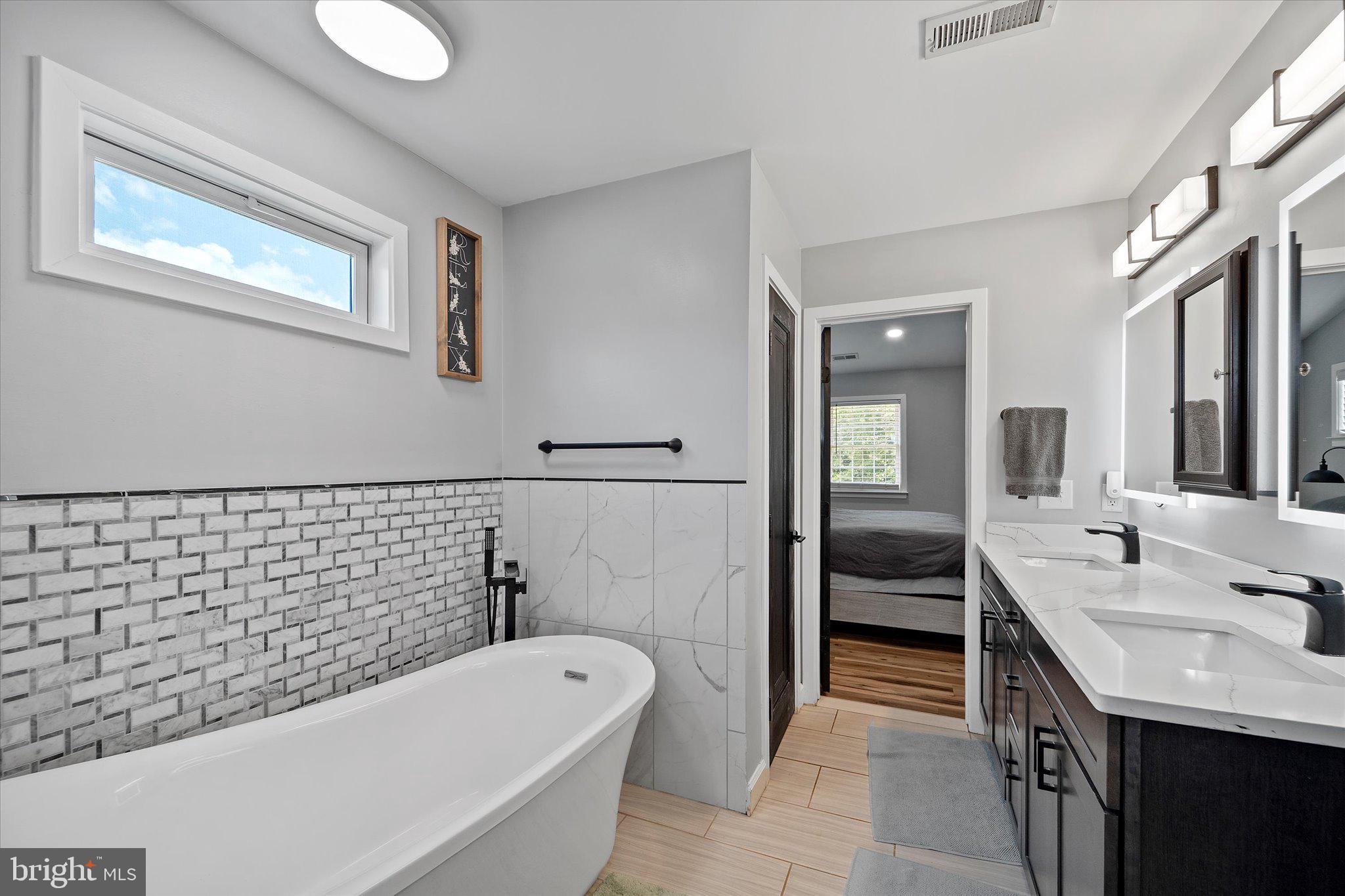 8042 Cobb Road Manassas, VA 20112 - Photo 32 of 56 Gallery Image 32