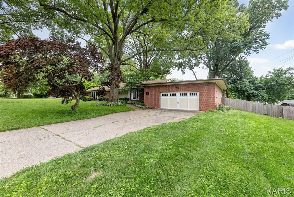 4 Shady Lane Belleville, IL 62221 - Photo 40 of 47